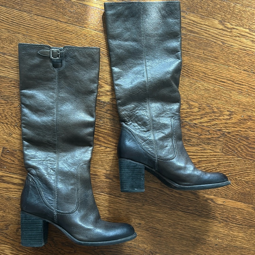 High leather boots